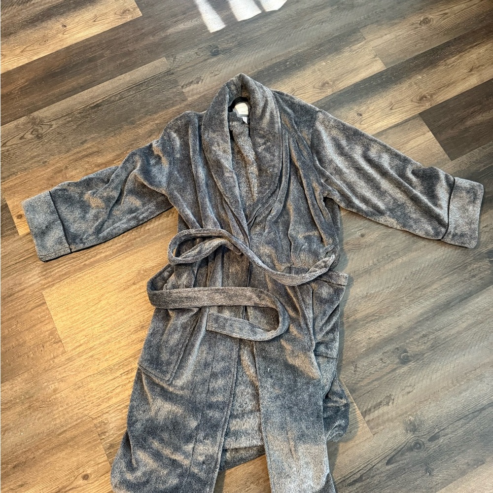 Luxurious Gray Men's Robe
